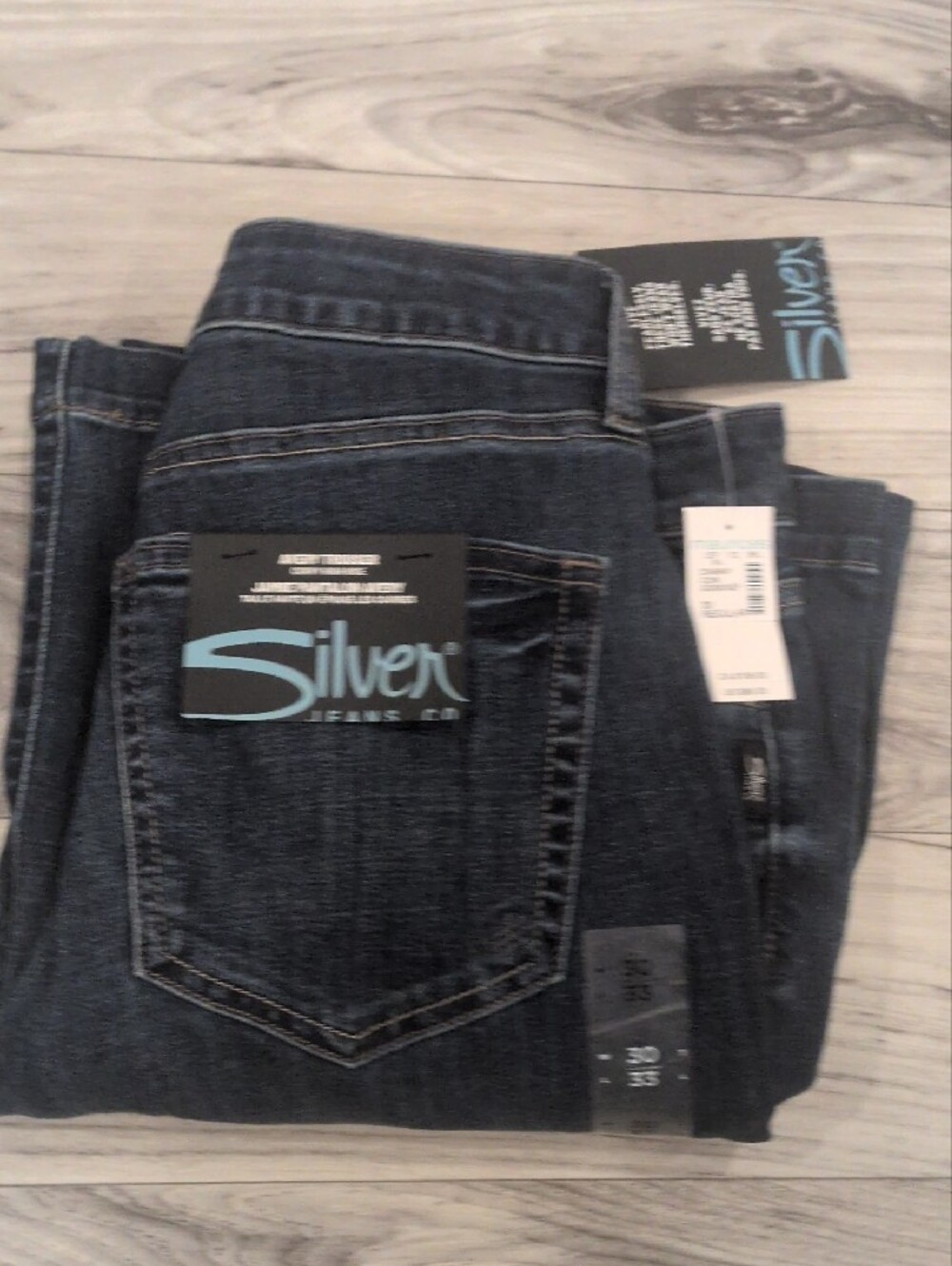 Silver Jeans Women's Avery Curvy High Rise Wide Leg Jeans 33x30 Comfy NWT - Picture 12 of 12
